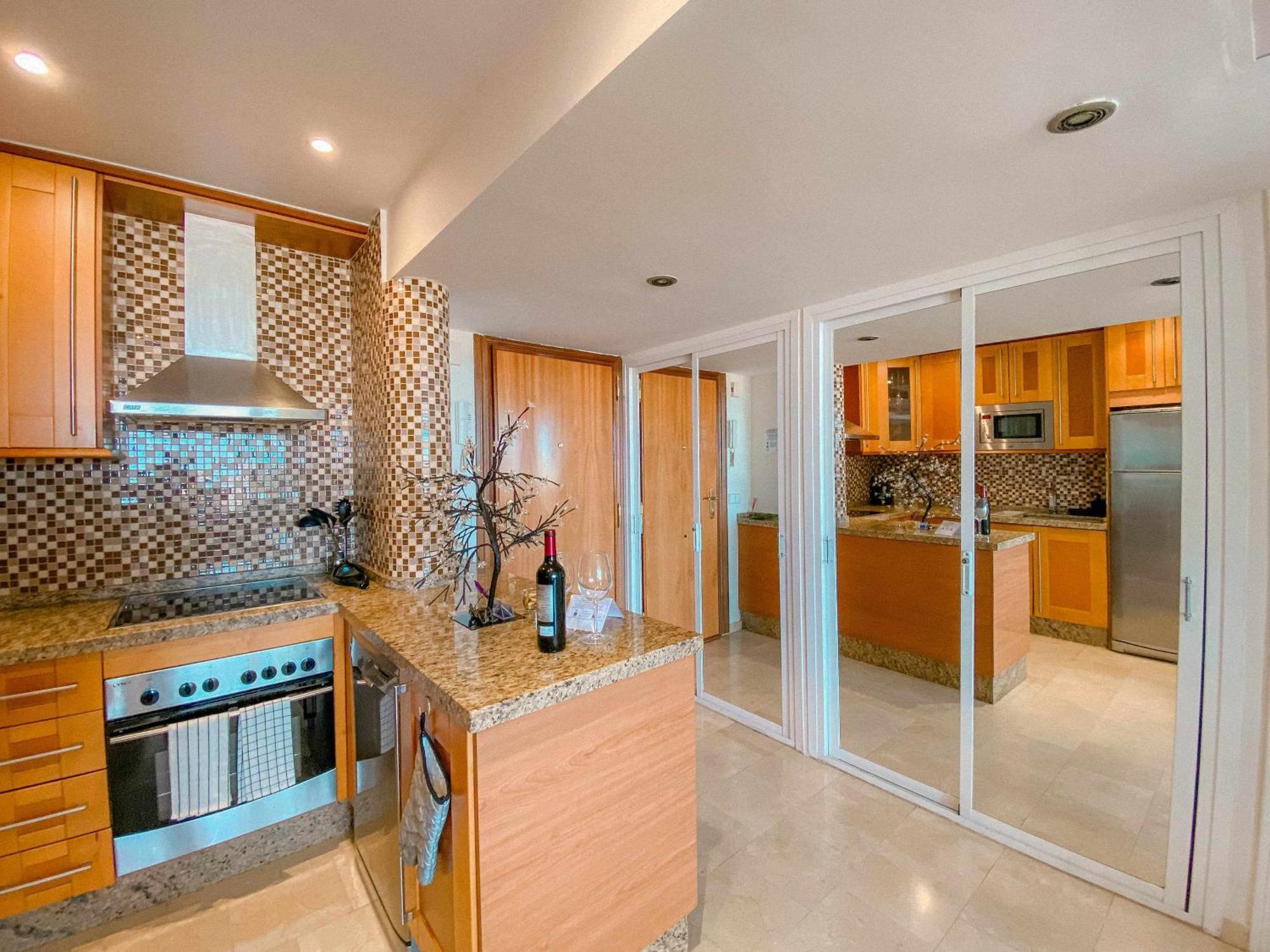 Nuevo Atico Con Piscina Privada Y Vistas Al Mar Apartment ฟูเอนฮิโรลา ภายนอก รูปภาพ