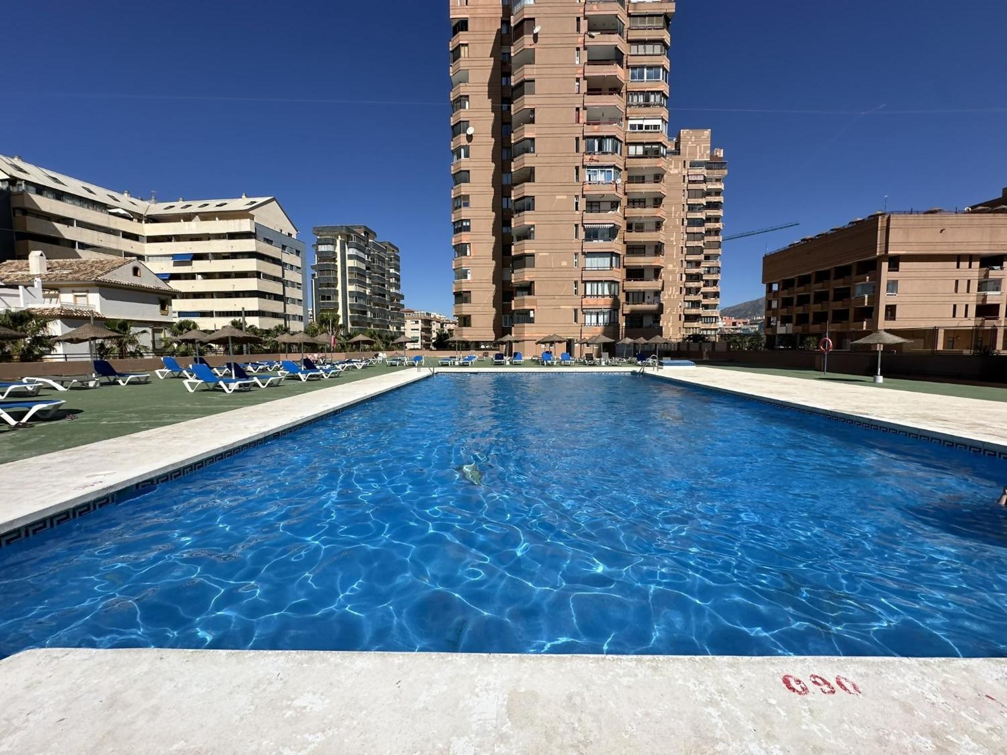 Nuevo Atico Con Piscina Privada Y Vistas Al Mar Apartment ฟูเอนฮิโรลา ภายนอก รูปภาพ